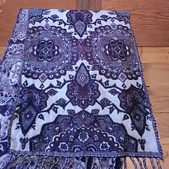 Winter scarf - Picture 2 of 4